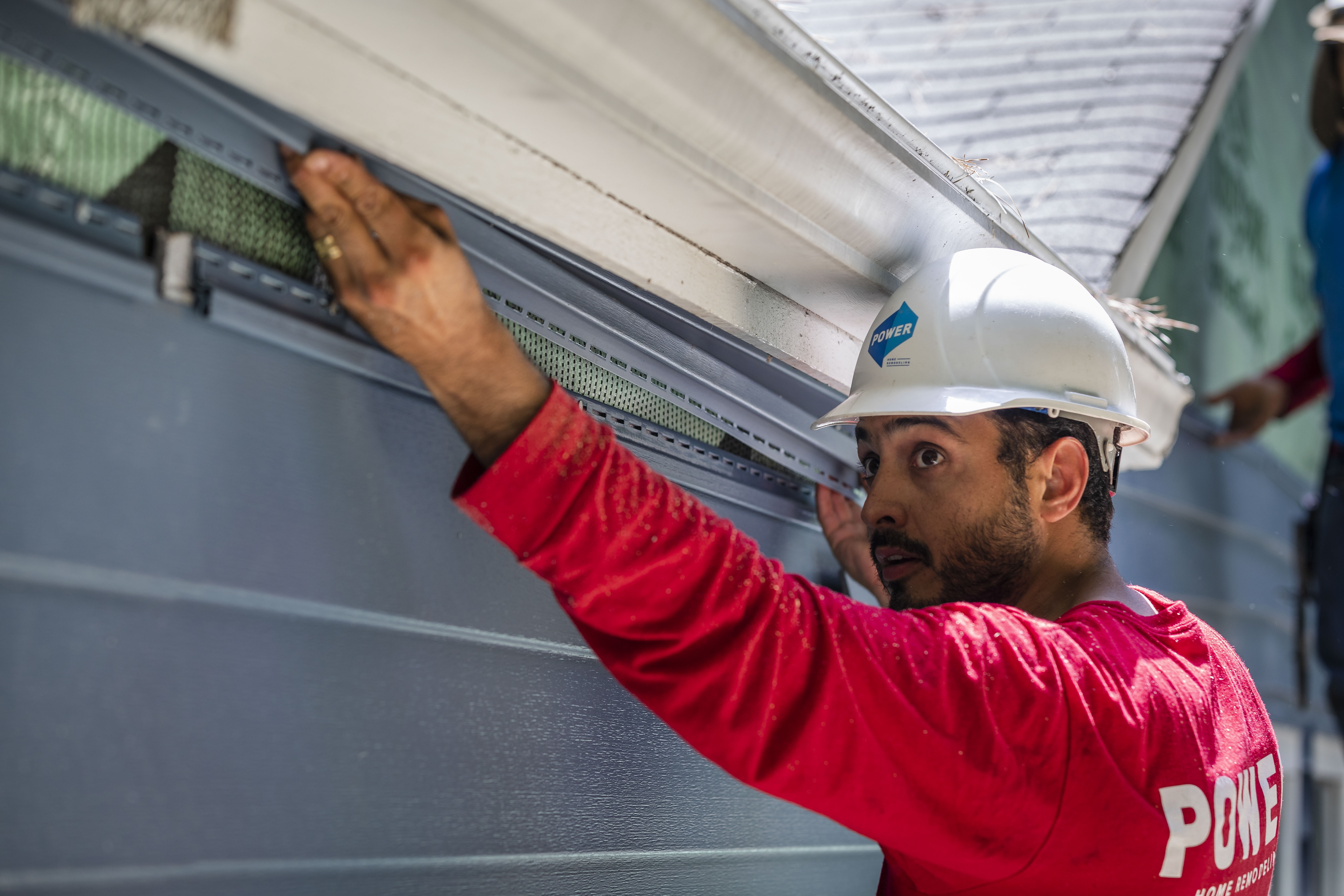 siding install